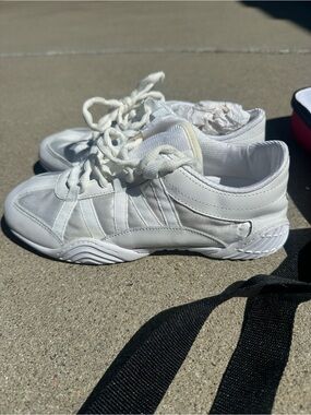 Nfinity Evolution White Lace-Up Cheer Athletic Sneakers